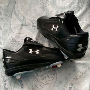 Under Armour Mens Cleats New